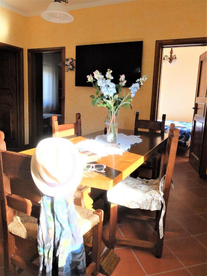 La Cheta Villa Monsagrati Exteriör bild