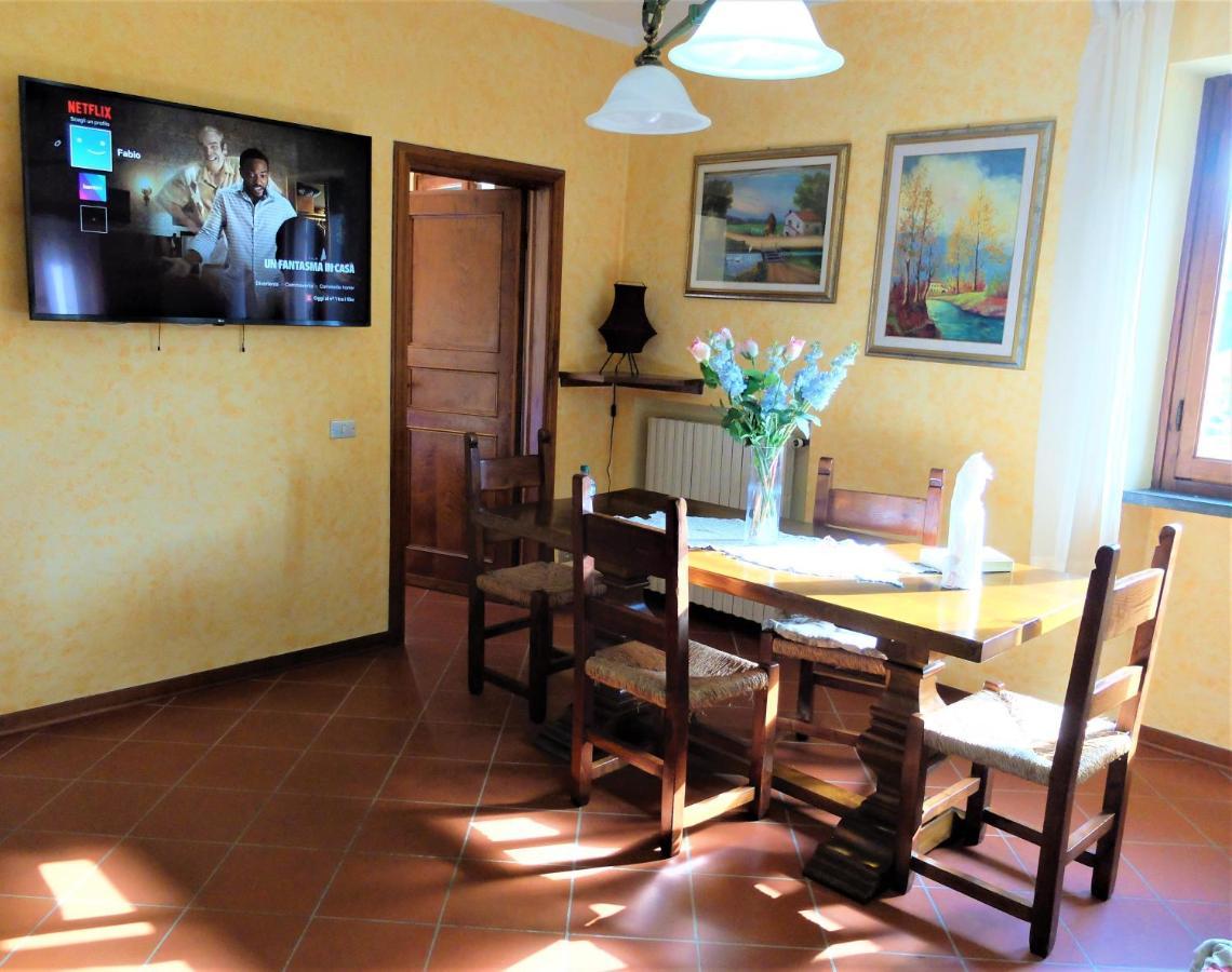La Cheta Villa Monsagrati Exteriör bild