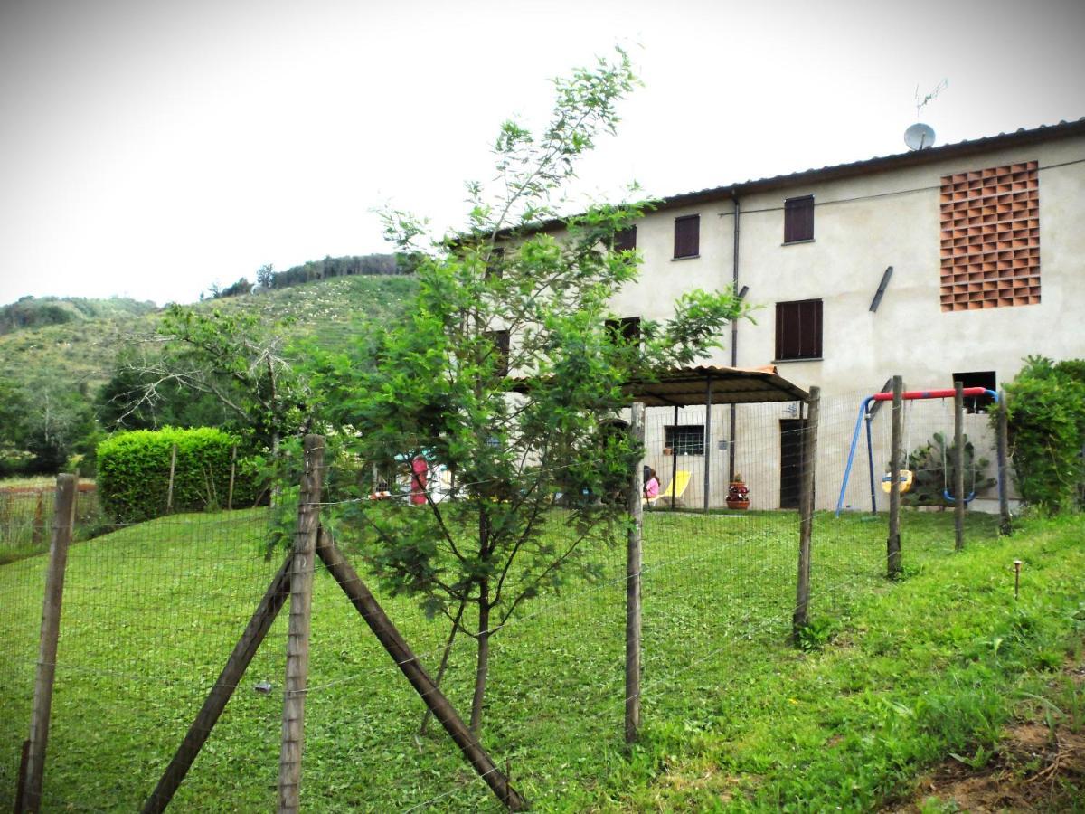 La Cheta Villa Monsagrati Exteriör bild